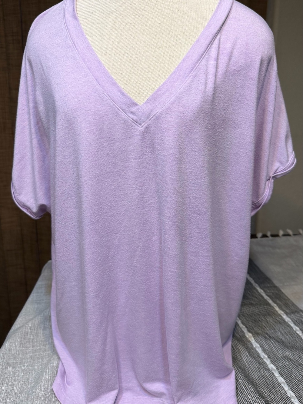 Tommy Bahama Lavender V-Neck Short Sleeve Top